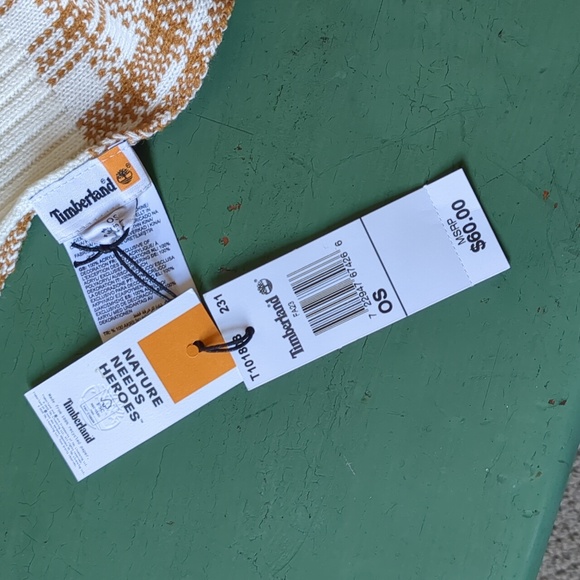 NWT Timberland cream and tan plaid scarf - Picture 8 of 8